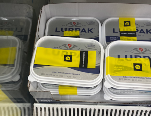 Uk, il caro vita fa aumentare i furti nei supermercati: dispositivi antitaccheggio su burro e formaggio