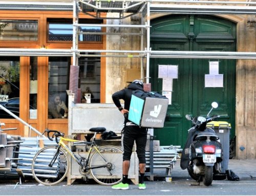 Uk / Doordash vuole acquisire Deliveroo