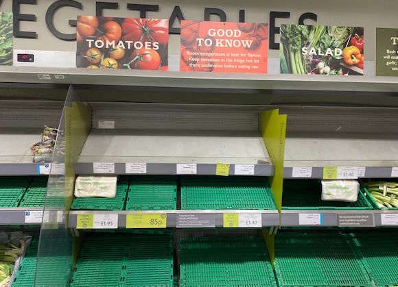 UK: Tomatoes and other vegetables are missing.  Legalization is valid at Tesco points of sale
