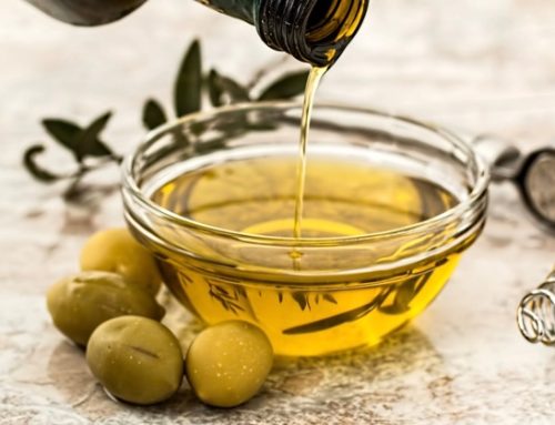 Olio d’oliva: secondo un nuovo studio, il consumo regolare diminuisce il rischio di tumore al seno