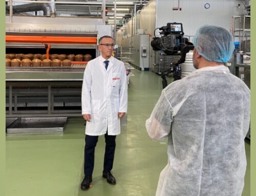 Maina protagonista del programma ‘Pensa in grande’ in prima visione su Rete 4