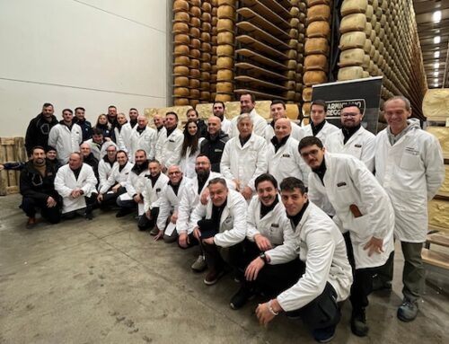 Il Consorzio del Parmigiano Reggiano ha tarato i martelli per la tradizionale battitura