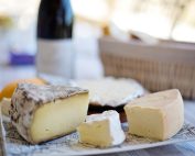 Pechino: indagine anti-dumping anche su latte e formaggi europei