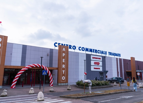 Riapre il superstore Nova Coop di Tradate (Va)