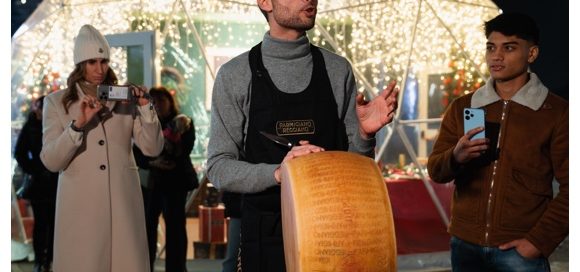 ‘Sinfonie di Gusto’: fino al 22 dicembre il Parmigiano Reggiano festeggia il Natale a Milano