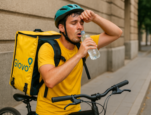 Glovo ha sospeso i ‘bonus’ per i rider che svolgono consegne quando fa caldo