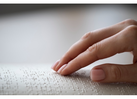 spagna etichettatura braille