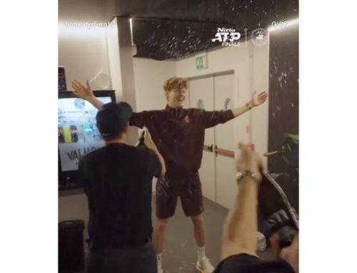 Sinner brinda con l’Asti, ma la stampa parla di Champagne. Il Consorzio: “Sudditanza culturale alle bollicine francesi”