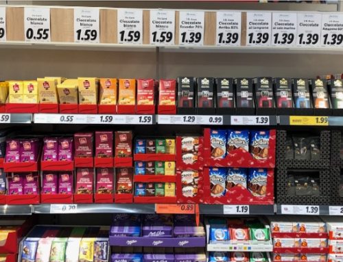 Continuiamo a chiamarlo discount, certamente, ma Lidl-Schwarz è uno dei più importanti produttori nel largo consumo. Ecco come