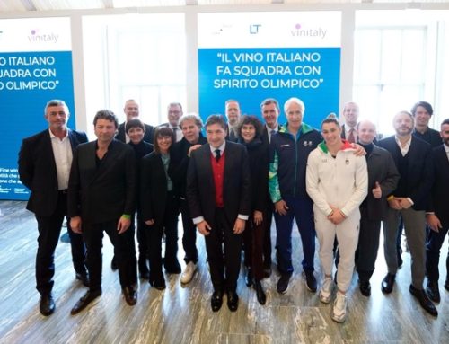 A ‘Casa Italia’ l’evento dedicato al vino italiano. Gli interventi di Lollobrigida (Masaf) e Bricolo (Veronafiere)