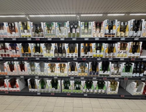 Volete vedere un sistema di pack coerente con la categoria? Andate in un Aldi Nord e rimarrete estasiati