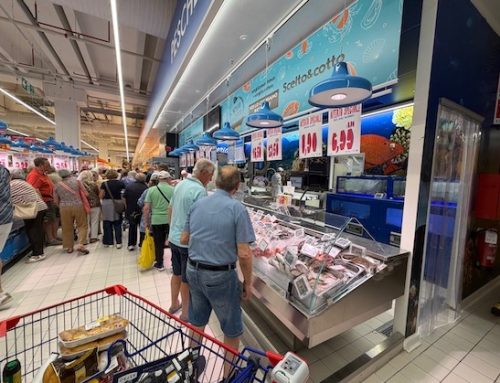La pescheria di Tosano: un melting pot di comunicazioni e soprattutto di prodotti e prezzi con diversi destinatari: Horeca, consumatore finale, comunità