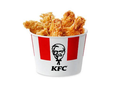 Kfc celebra il Fried chicken day con il suo iconico bucket