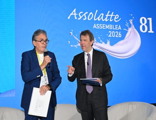 Angelo Frigerio riceve il Premio L’Attendibile di Assolatte