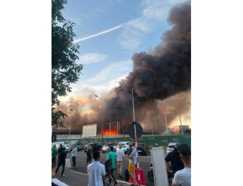 Bartolini, incendio nel deposito di Milano: in fiamme 8mila metri quadrati di magazzino