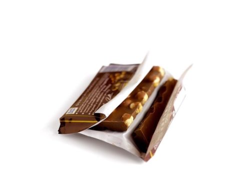 Cioccolato / Ritter Sport celebra i 50 anni del Knick-Pack, la confezione iconica del brand